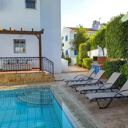 Villa Paros *
